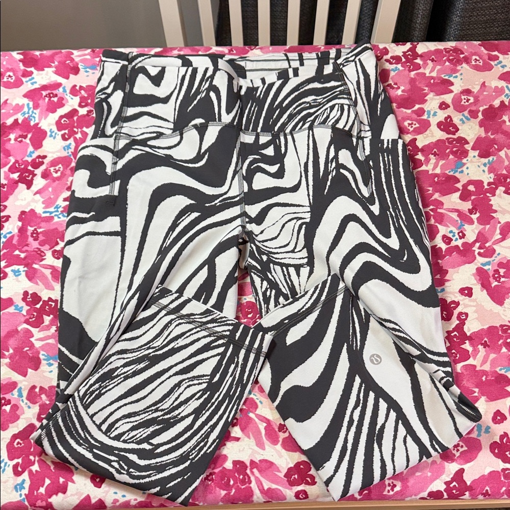 lululemon athletica Black and White Patterned Leggings